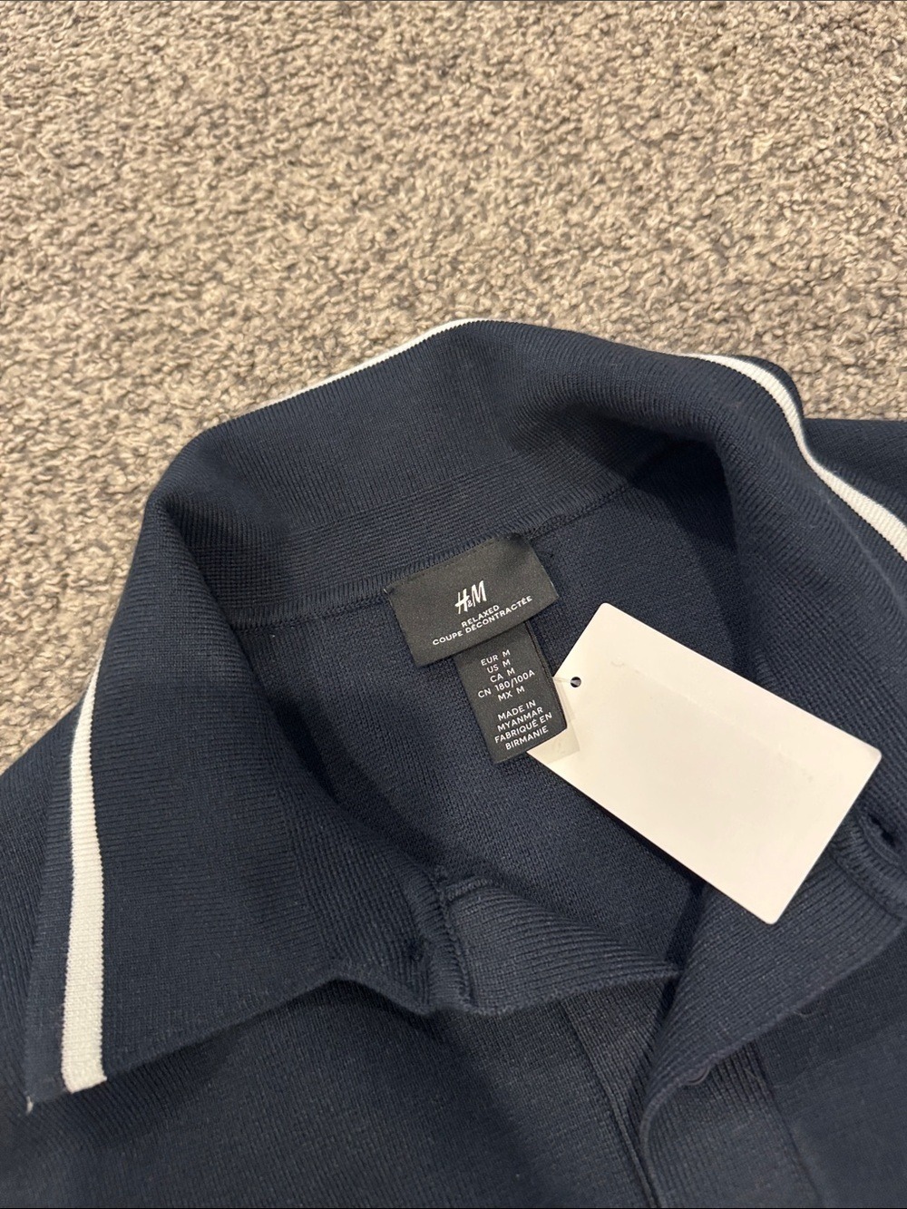 H&M Black Polo Sweater with White Trim - Picture 7 of 7